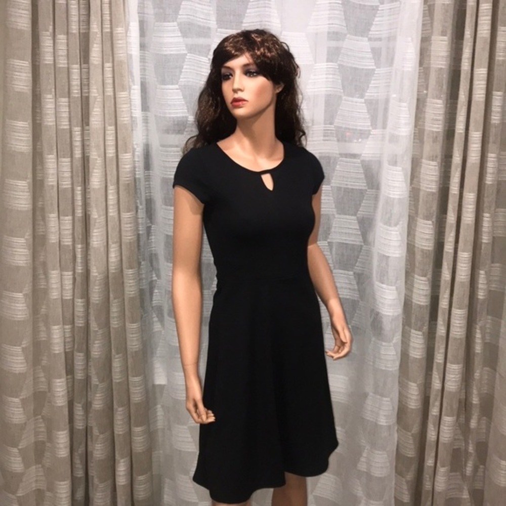 Black Midi Dress​​​​​​​​​